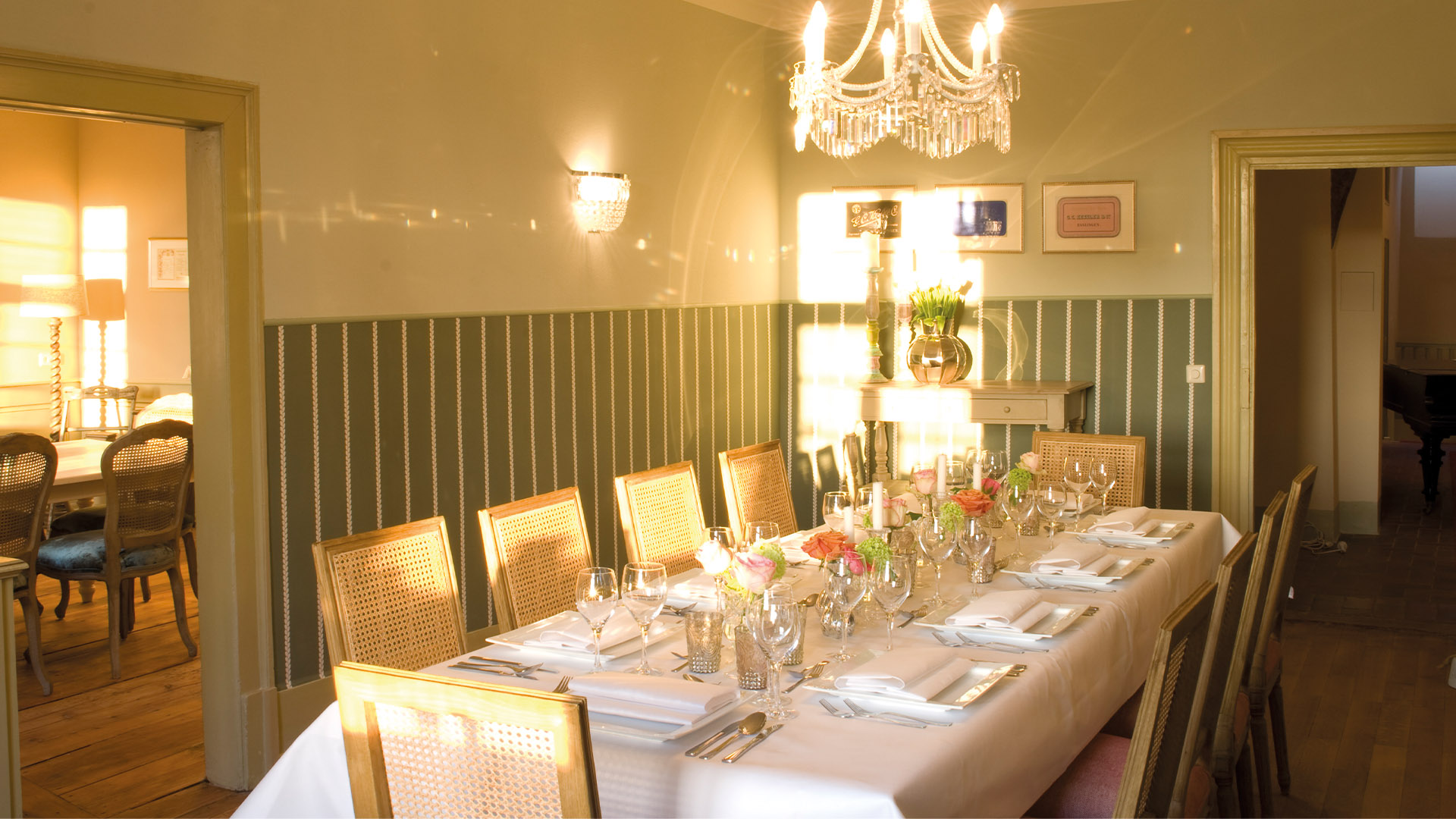 Catering Private Feiern 16 Gedeckter Tisch in der Location Kessler.